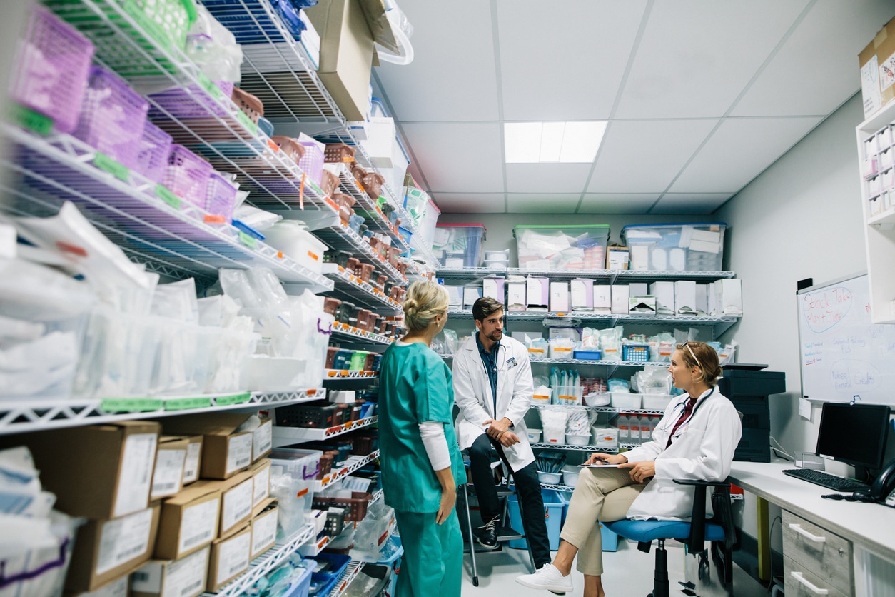 Maîtriser le rôle et la place des PUI à l'hôpital dans le circuit du médicament